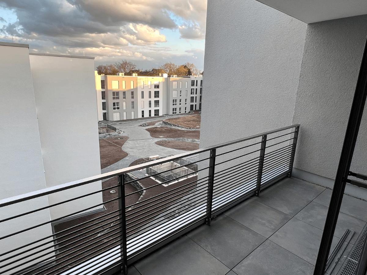 Moderne Mit Loggia - Neubau 2023